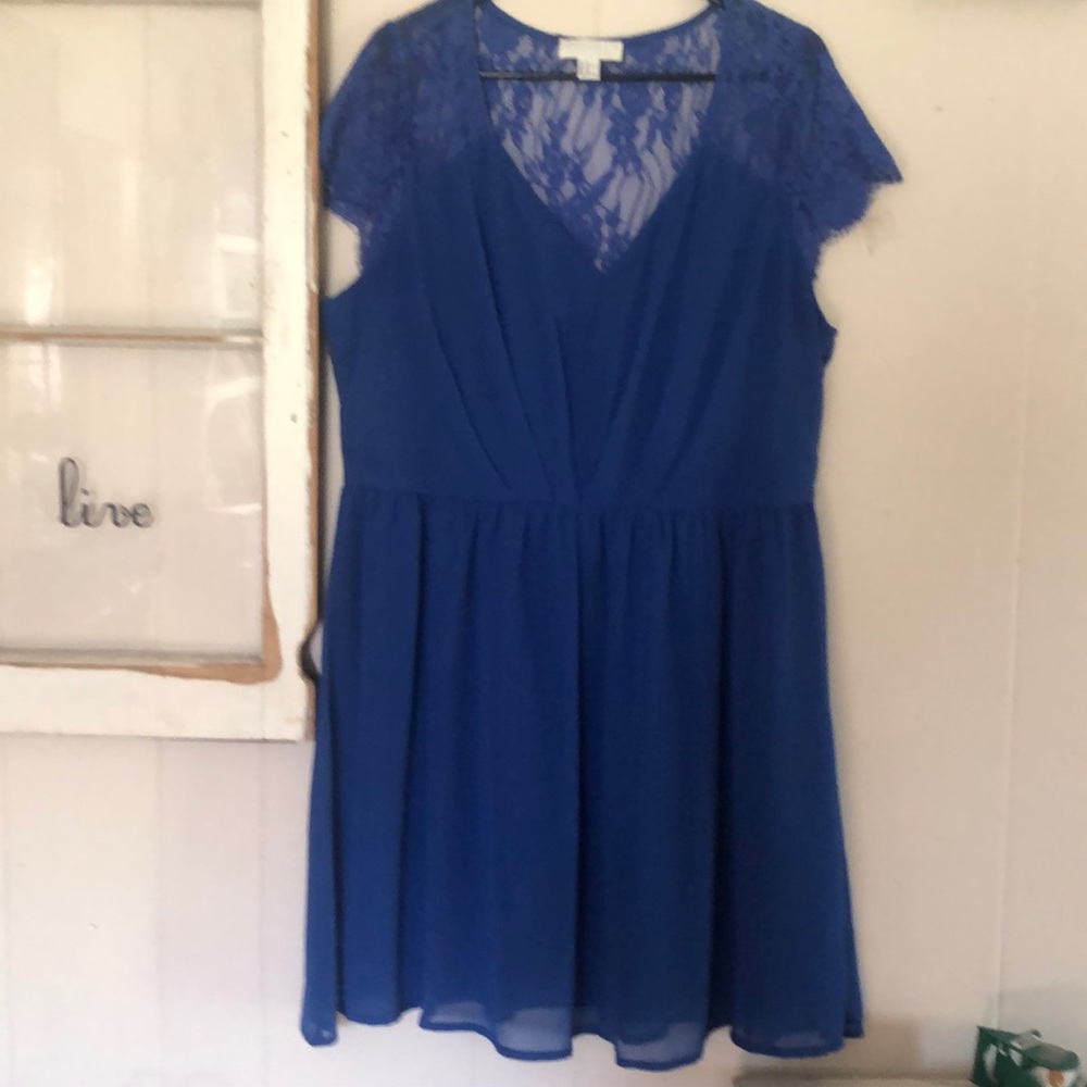 Blue dress